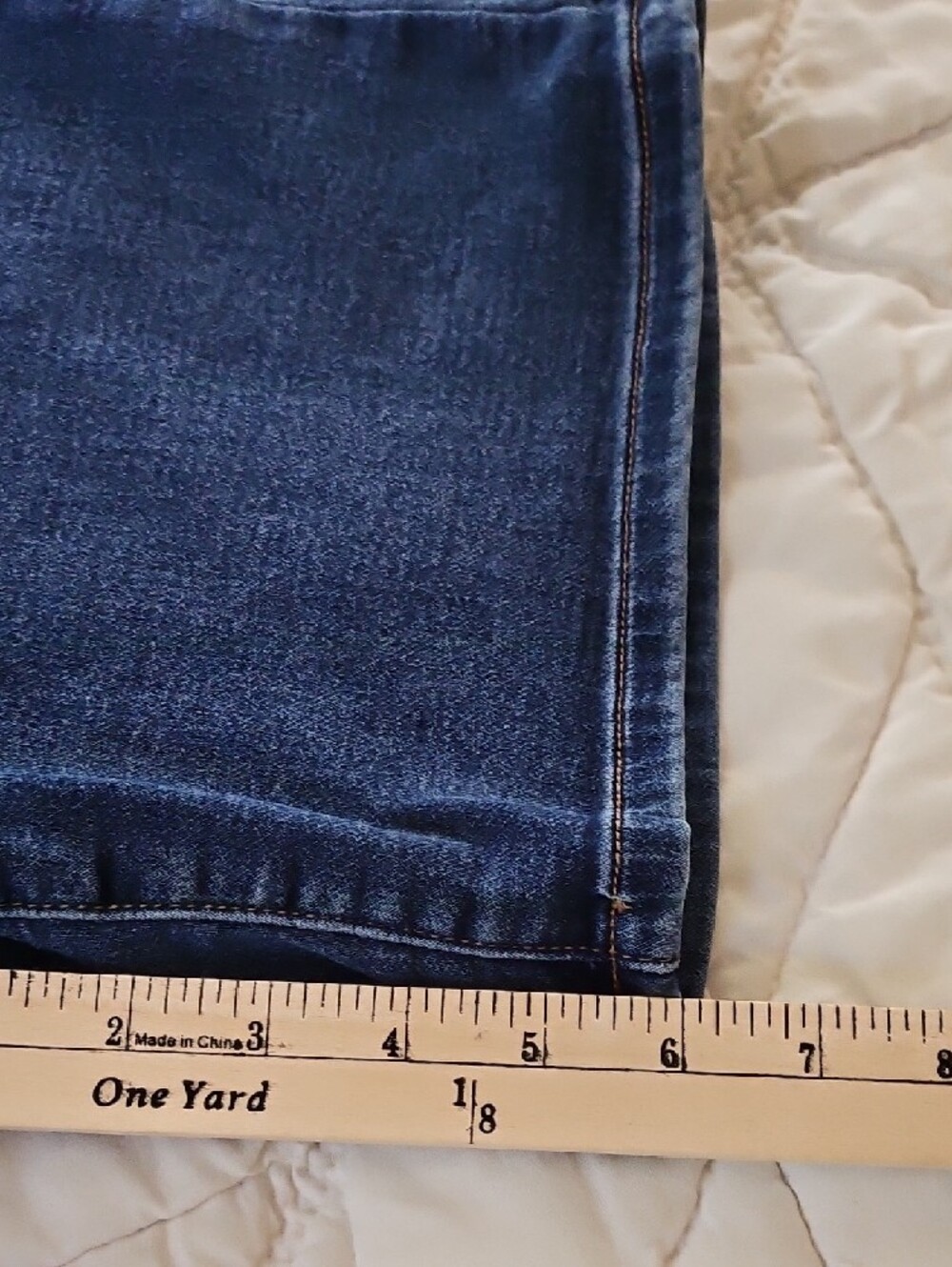 Nicole Miller -Soho High Rise Shorts-  Size 8 - Picture 6 of 7